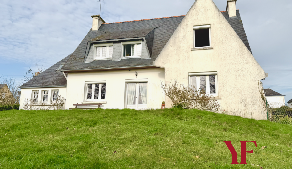 Châteauneuf-du-Faou (29520)BELLE MAISON A CHATEAUNEUF-DU-FAOU, 8 PIÈCES, 5 CHAMBRES, VUE DÉGAGÉE, AU CALME 9